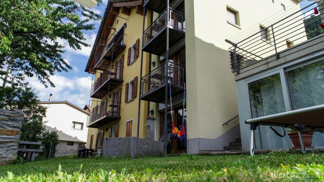 Appartamenti Bertazzi, Cavagnago - Self Check-In Bagian luar foto